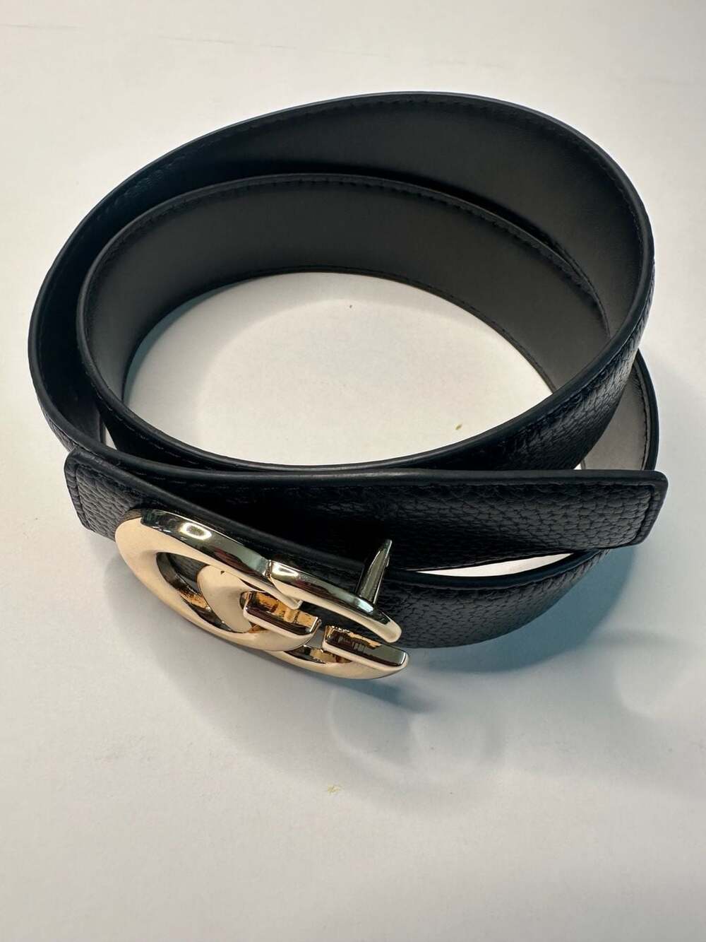 Gucci GG Marmont Black Leather Belt with Gold Buckle Size 100/40 - Picture 2 of 6